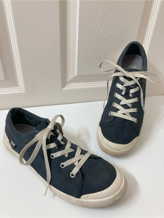 Teva Shoes - Teva Women’s Navy Blue Canvas Lace Up Freewheel Sneakers 11 Casual Preppy Sporty